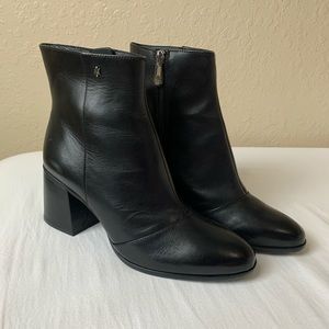 Armani Exchange Black Leather Boots Size 9